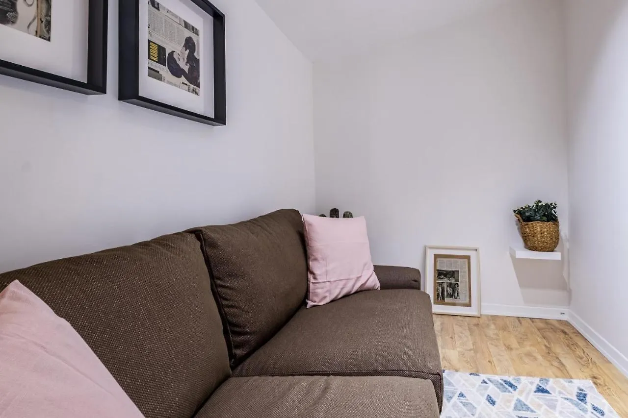 Lovely Flat With Terrace On Istiklal Street Estambul Apartamento